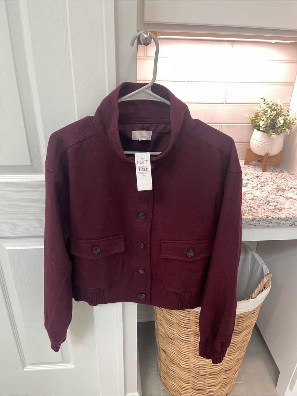 NWT LOFT Wool Blend Bomber Jacket Burgundy Melange Cropped Size Medium - Picture 2 of 5